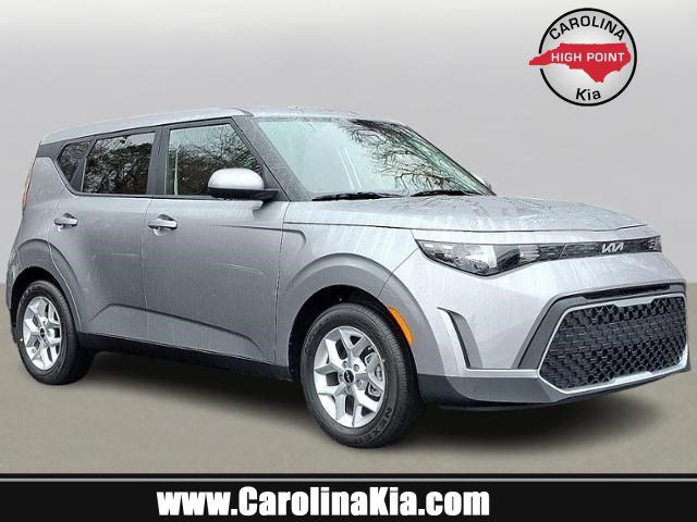 2025 Kia Soul LX FWD