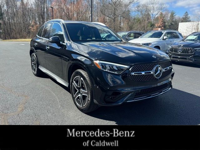 2023 Mercedes-Benz GLC 300 4MATIC