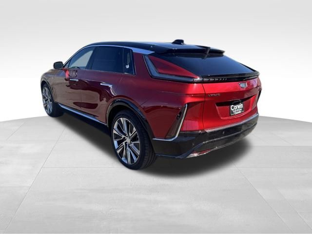 2024 Cadillac LYRIQ Luxury 3