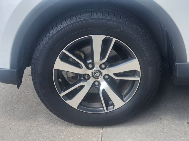 2018 Toyota RAV4 XLE White at Durrett Motor Company