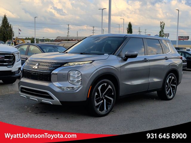 Gray 2022 Mitsubishi Outlander SUV / Crossover All-Wheel Drive Continuously Variable Transmission