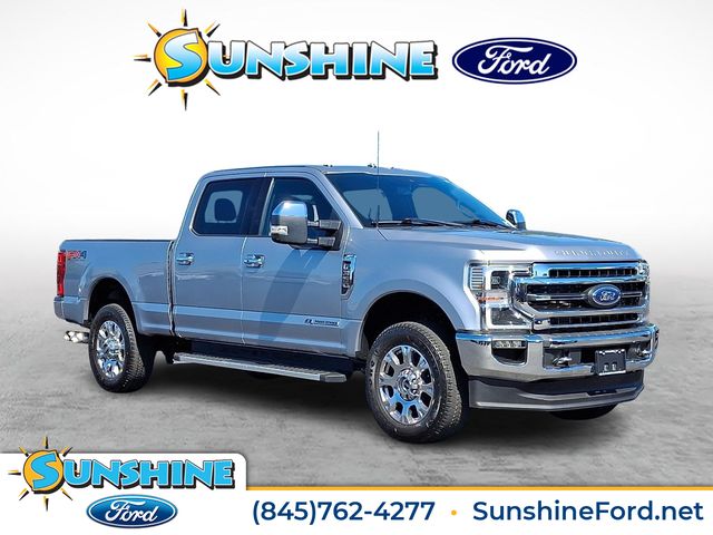 Silver Metallic 2022 Ford F-350 Super Duty Pickup Truck Four-Wheel Drive Automatic
