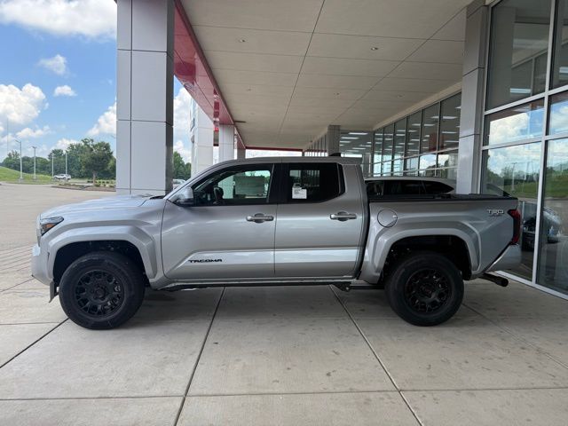2025 Toyota Tacoma TRD Sport Double Cab photo 9