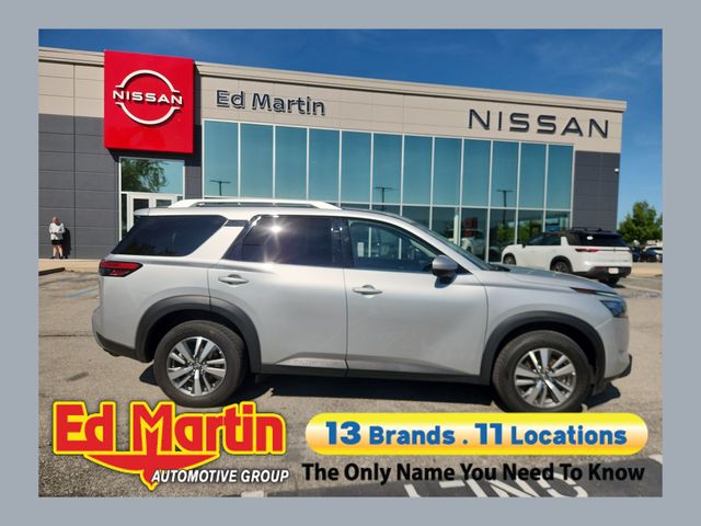 Brilliant Silver Metallic 2025 Nissan Pathfinder SUV / Crossover All-Wheel Drive 9-Speed Automatic