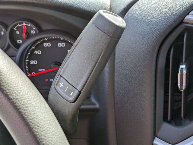 2025 Chevrolet Silverado 1500 WT photo