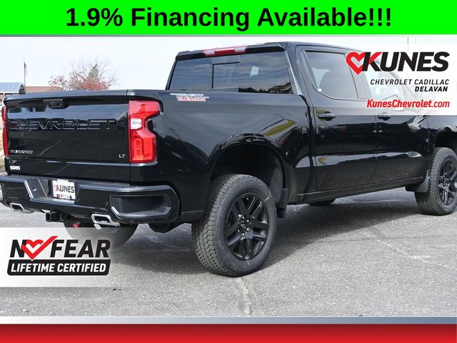 View vehicle photo 4