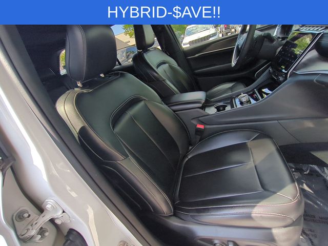 Used 2024 White Jeep 4xe image 37