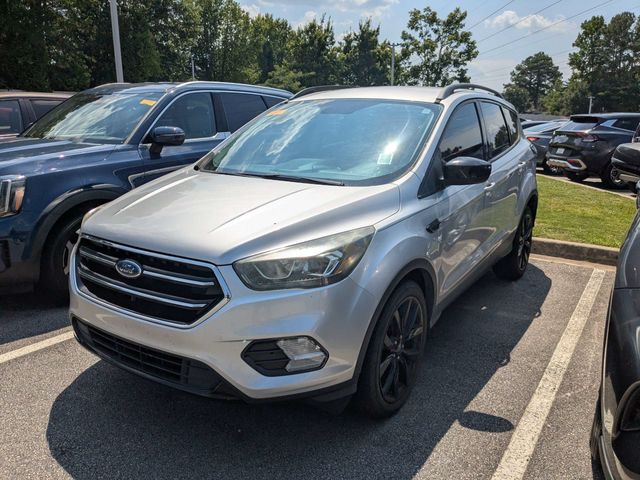 2017 Ford Escape SE's photo