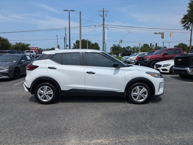 2024 Nissan Kicks S Xtronic CVT