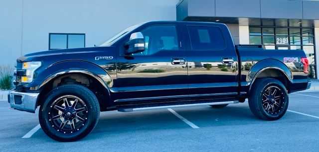 Shadow Black 2016 Ford F-150 Pickup Truck Four-Wheel Drive 6-Speed Automatic
