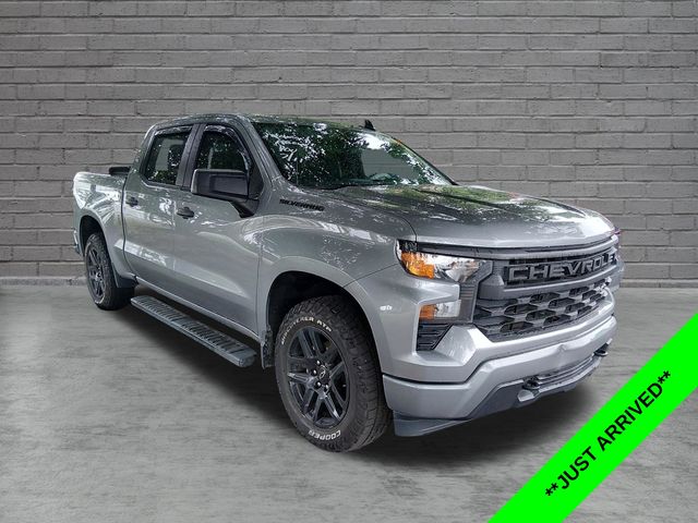 Sterling Gray Metallic 2024 Chevrolet Silverado 1500 Pickup Truck Four-Wheel Drive 8-Speed Automatic
