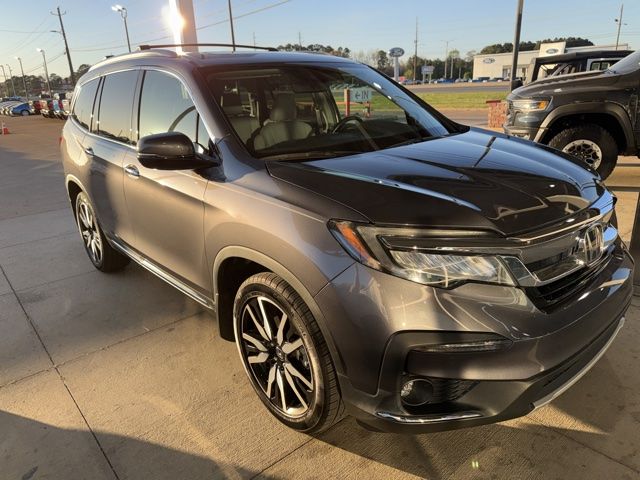 Gray 2021 Honda Pilot Touring FWD with Rear Captains Chairs SUV / Crossover Front-Wheel Drive 9-Speed Automatic