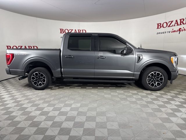 2022 Carbonized Gray Metallic Ford F-150 XLT RWD Truck