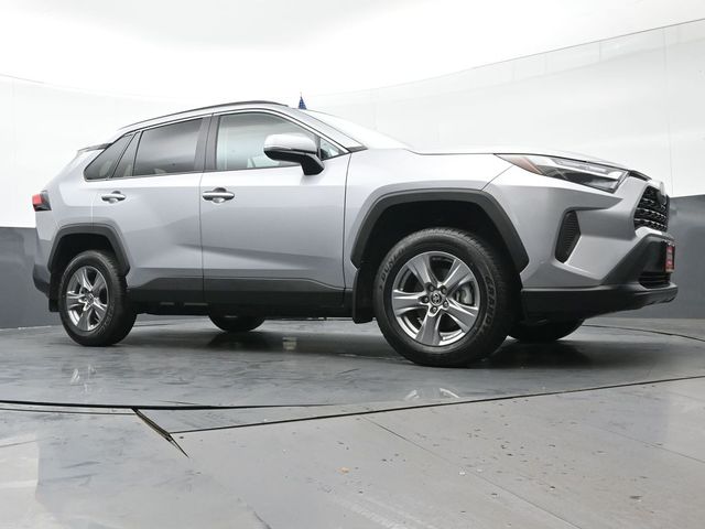 2024 Toyota RAV4 XLE 42