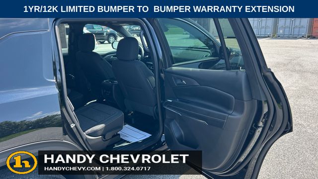 Used 2025 Chevrolet Traverse SUV