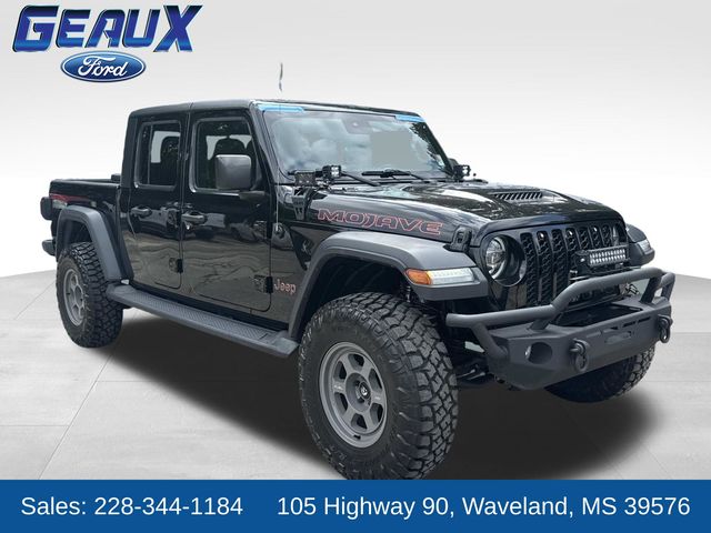 Black Clearcoat 2021 Jeep Gladiator Mojave Crew Cab 4WD Pickup Truck Four-Wheel Drive 8-Speed Automatic