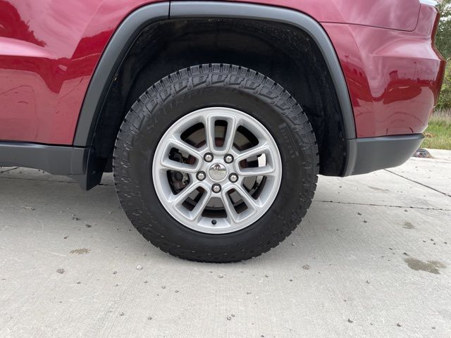 2018 Jeep Grand Cherokee Laredo 19