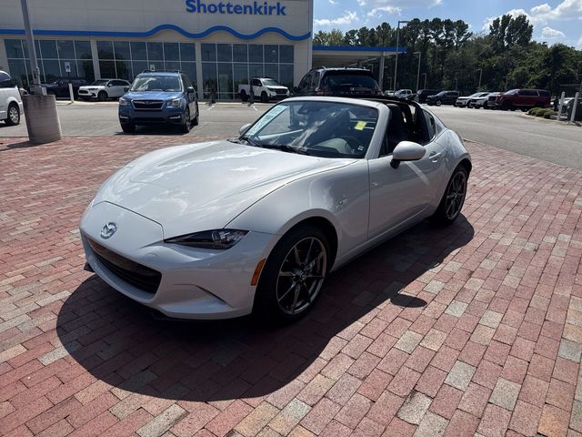 Ceramic Metallic 2019 Mazda MX-5 Miata Convertible Rear-Wheel Drive 6-Speed Manual