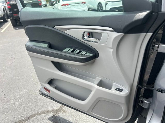 Used 2016 Honda Pilot SUV