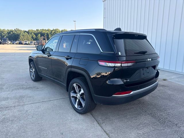 2023 Jeep Grand Cherokee Limited:45393C
