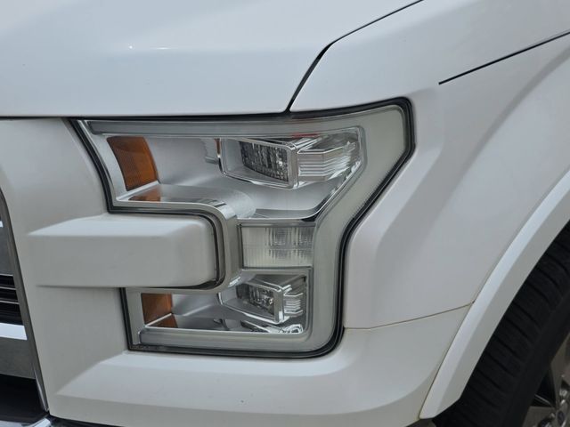 Used 2016 White Platinum Clearcoat Metallic Ford Lariat image 32
