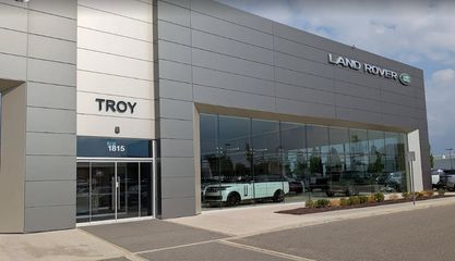 Land Rover Troy