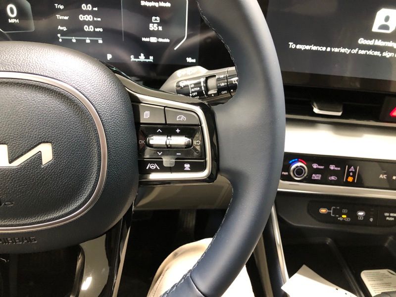 New 2026 Kia Carnival MPV Van