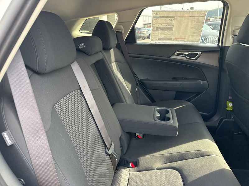 New 2026 Kia Sportage Hybrid SUV