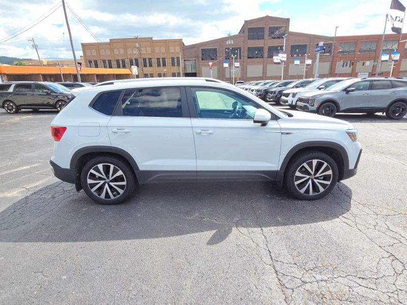 Used 2022 Volkswagen Taos SUV