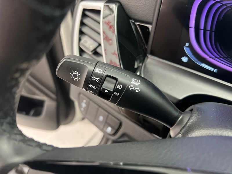 Used 2025 Kia Seltos SUV