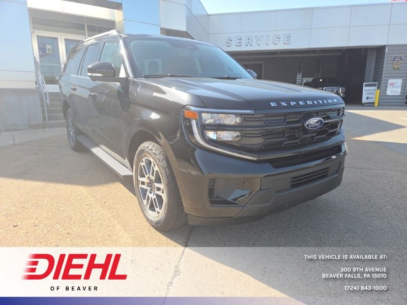 Black Metallic 2026 Ford Expedition SUV / Crossover Four-Wheel Drive Automatic