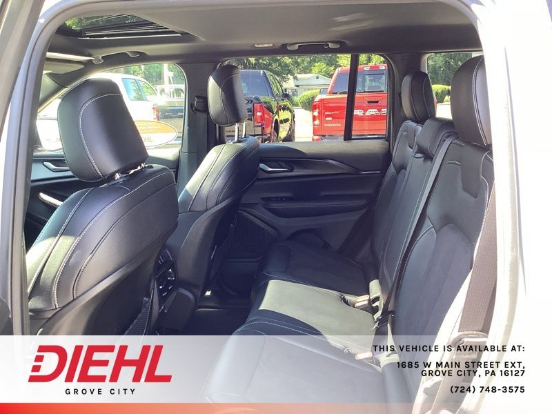 Used 2023 Jeep Grand Cherokee SUV