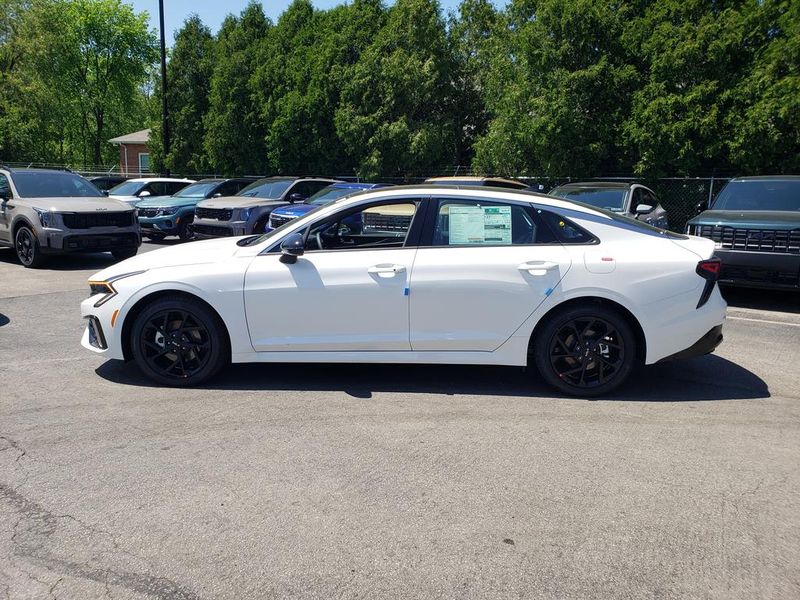 New 2026 Kia K5 Sedan