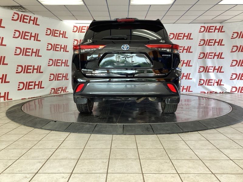 Used 2023 Toyota Highlander Hybrid SUV