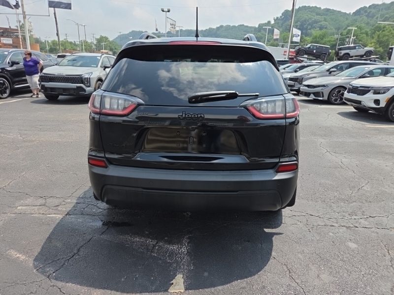 Used 2023 Jeep Cherokee SUV