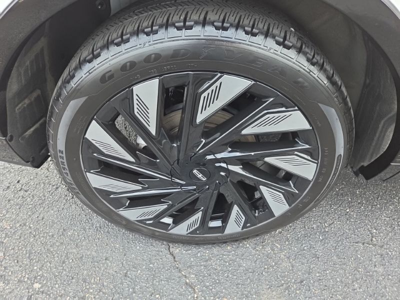 Used 2025 Lincoln Nautilus SUV