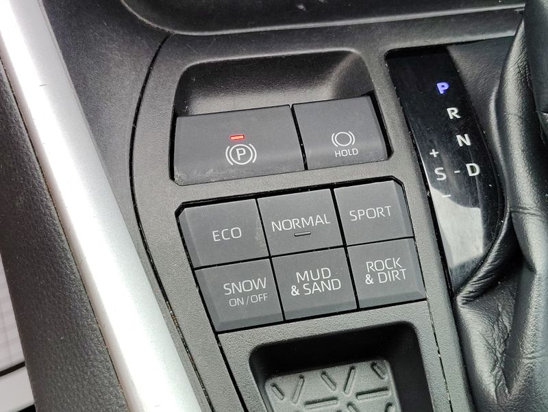 Used 2021 Toyota RAV4 SUV