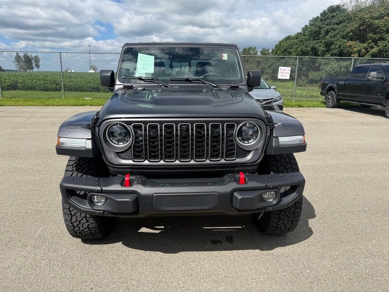 Used 2025 Jeep Gladiator Truck