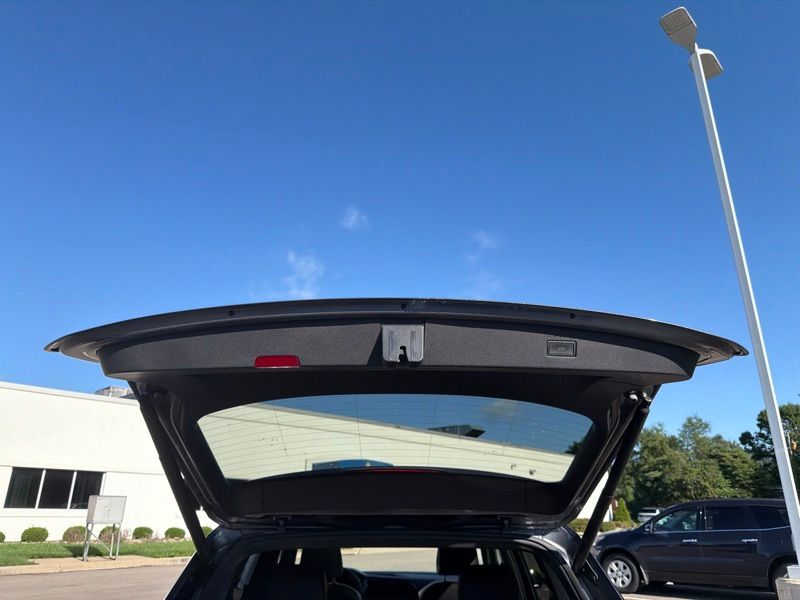 Used 2023 Volkswagen Tiguan SUV