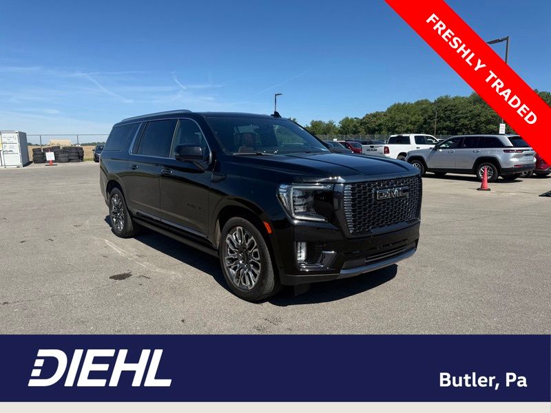 2023 GMC Yukon Denali Ultimate AWD's photo