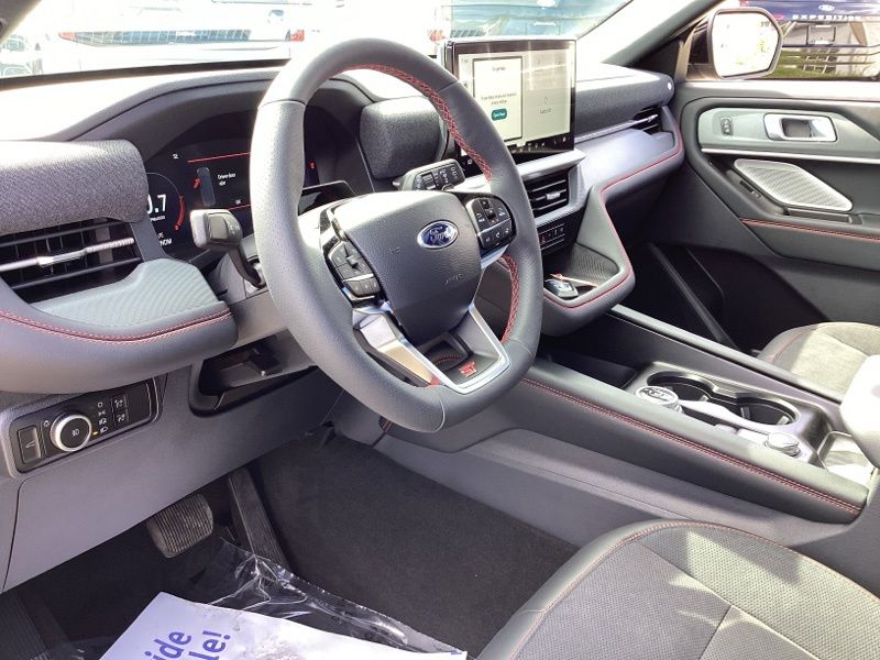 New 2026 Ford Explorer SUV