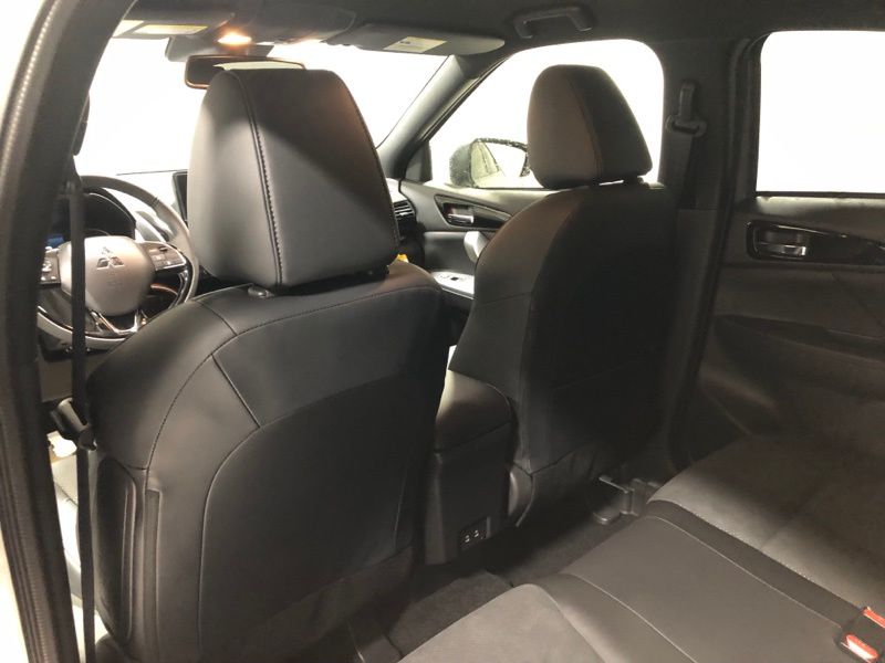 2026 Mitsubishi Eclipse Cross Black Edition - Photo 17