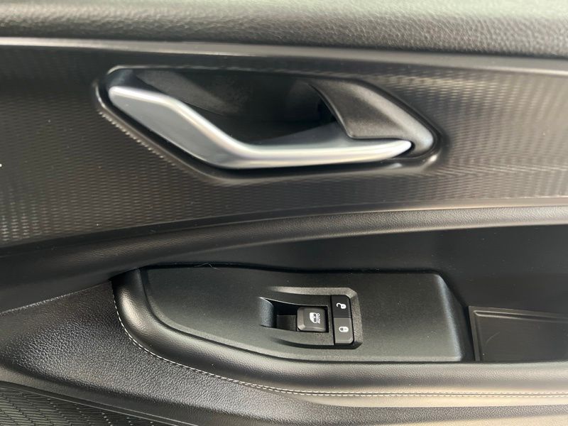Used 2025 Jeep Grand Cherokee SUV