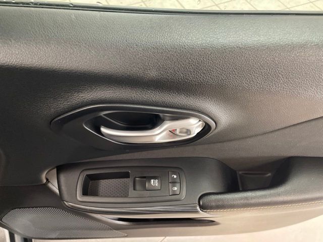 Used 2016 Jeep Cherokee SUV