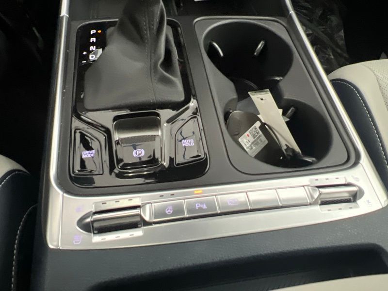 New 2026 Kia Carnival MPV Van