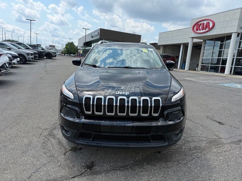 Used 2017 Jeep Cherokee SUV