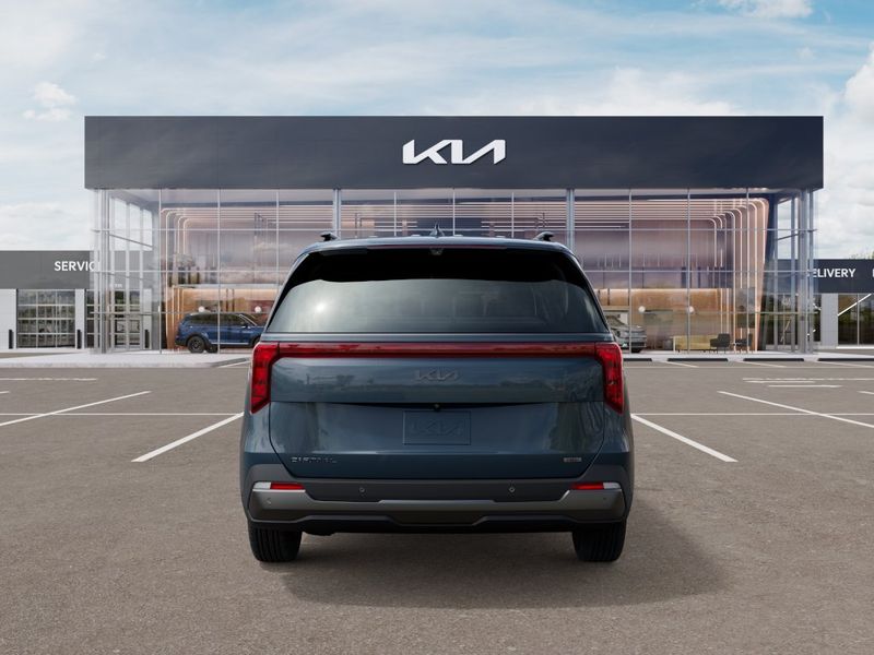 New 2027 Kia Carnival MPV Hybrid Van
