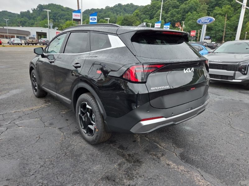 New 2027 Kia Sportage Hybrid SUV