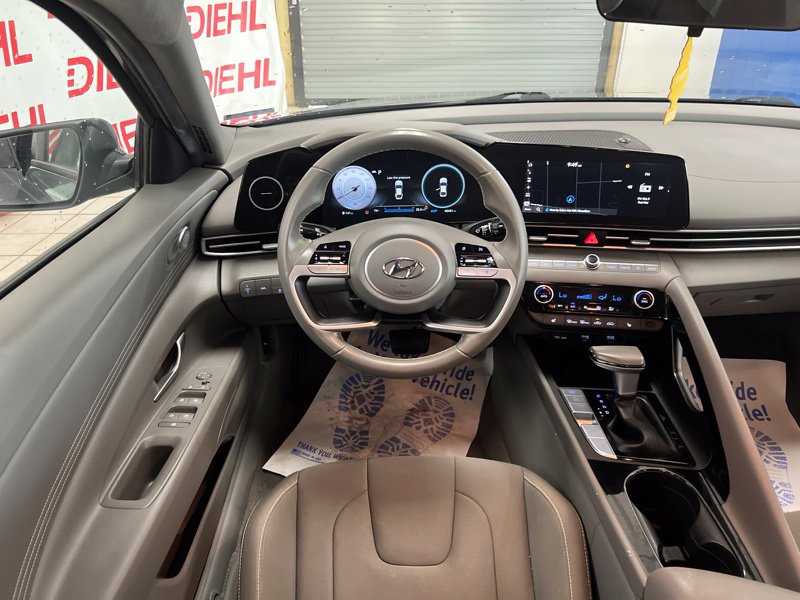 Used 2023 Hyundai Elantra Sedan