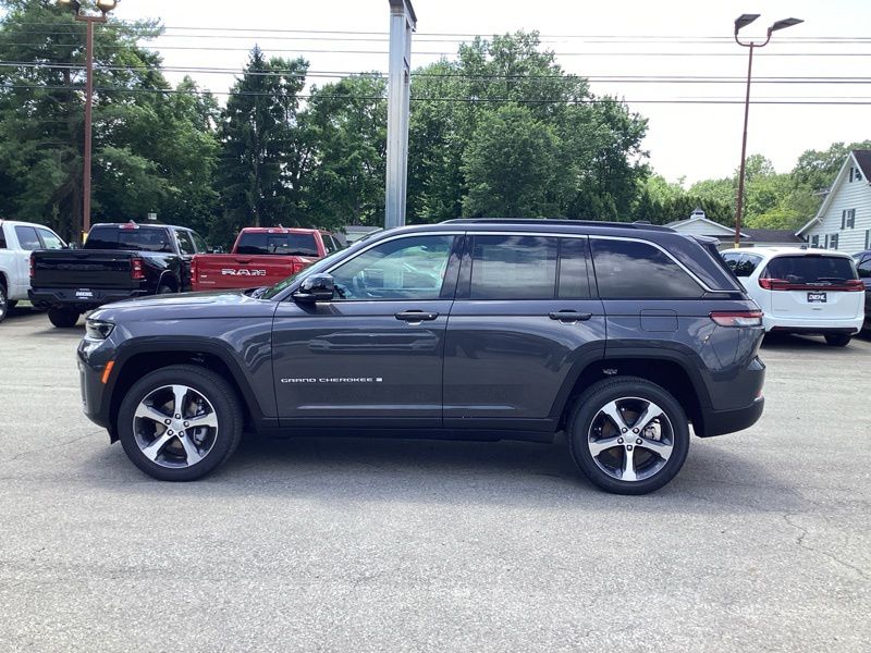 New 2026 Jeep Grand Cherokee SUV